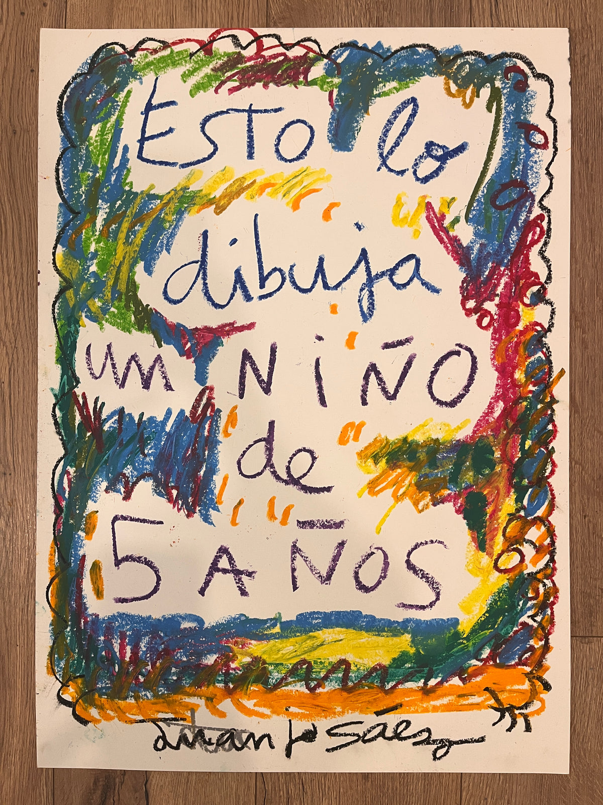 Esto lo dibuja un niño de 5 años, ceras grasas sobre papel Fabriano 70x50 cm, Juanjo Sáez. Foto 4